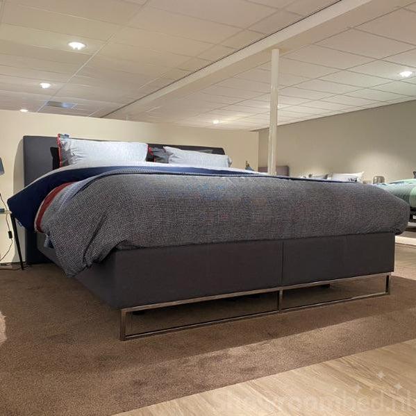 Bed (excl. matras(sen) | Tempur | Relax bedomranding | 180x200-Showroombed.nl